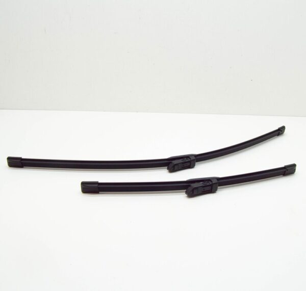 61615A27D69 - BMW X1 F48 Front Wiper Blade Set RHD 5A27D69 61615A27D69 NEW GENUINE