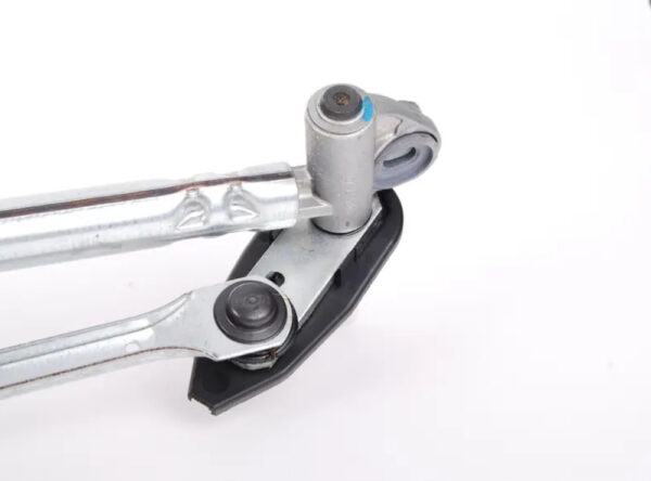 61618229128 - MINI CONVERTIBLE R52 FRONT WIPER LINKAGE WITH MOTOR LHD 61618229128 NEW GENUINE