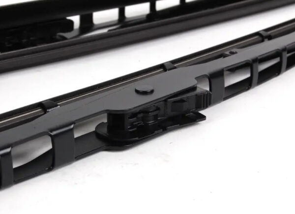 61619070581 - New Genuine BMW Z3 E36 12/1994-06/2002 Windscreen Wiper Blade Set 9070581 OEM