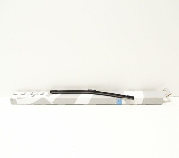 61627356763 - NEW BMW 3 Series F31 rear trunk bootlid windshield wiper blade 61627356763 original