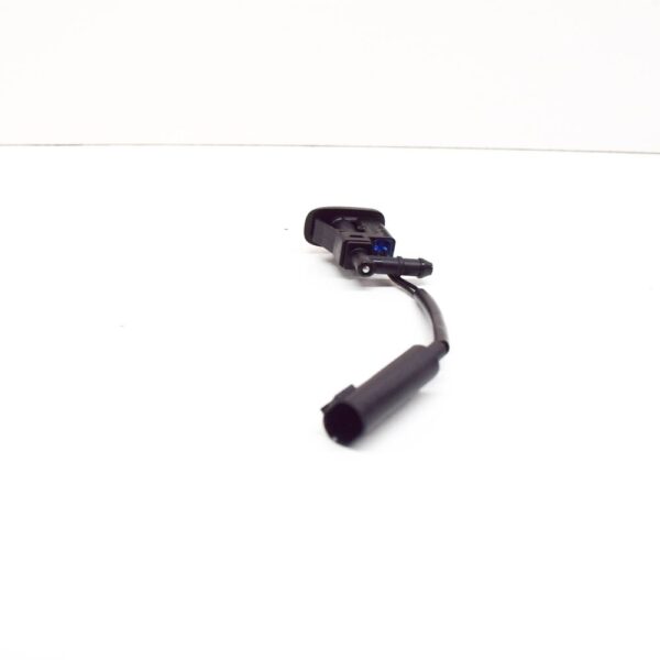 61667110851 - NEW BMW E88 X3 E83 X5 E53 WINDSHIELD WASHER NOZZLE HEATED 61667110851 7110851