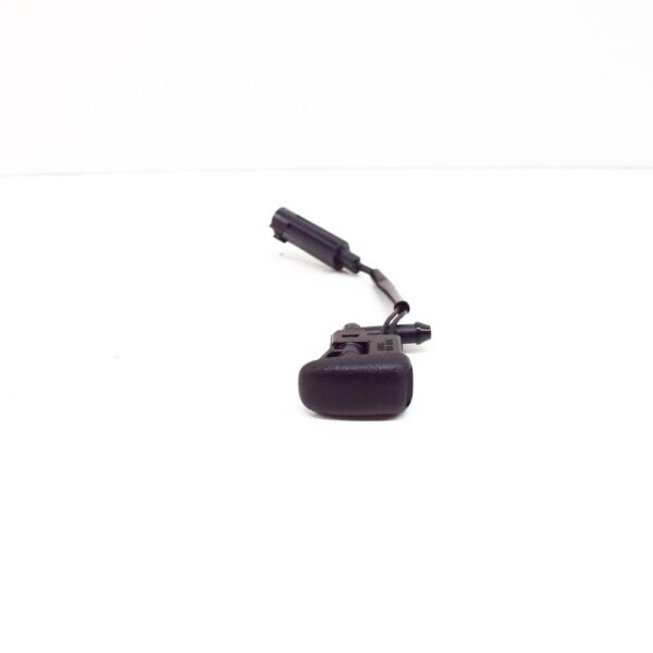 61667110851 - NEW BMW E88 X3 E83 X5 E53 WINDSHIELD WASHER NOZZLE HEATED 61667110851 7110851