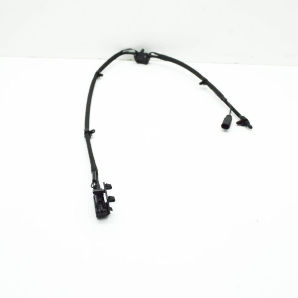 61667276500 - NEW BMW 3 F30,F80 FRONT WINDSHIELD WASHER NOZZLE 61667276500 7276500 ORIGINAL
