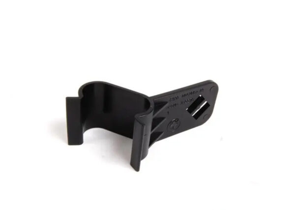 61668042867 - NEW BMW 3 E90 ENGINE FILLING PIPE MOUNT 61668042867 8042867 ORIGINAL