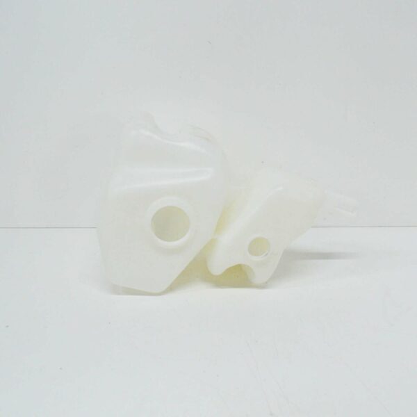 61671370777 - NEW BMW 3 E30 WATER WINDSCREEN WASHER FLUID CONTAINER 61671370777