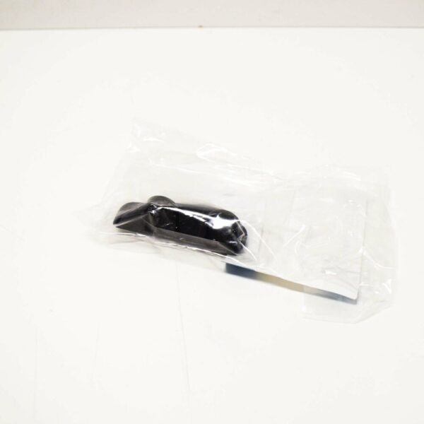 61677066848 - NEW BMW 3 E46 FRONT RIGHT HEADLIGHT WASHER COVER CAP 61677066848 7066848
