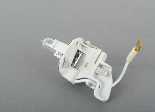 63117203308 - NEW BMW 1 COUPE E82 XENON HEADLIGHT BULB SOCKET 7203308 63117203308 ORIGINAL