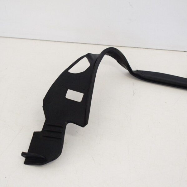 63117233890 - BMW 5 GT F07 Front Right Headlight Rubber Seal 63117233890 NEW GENUINE