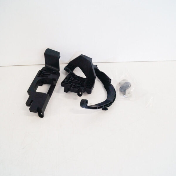 63117395524 - NEW BMW X5 F15 RIGHT HEADLIGHT RETAINER SET 63117395524 7395524 OEM