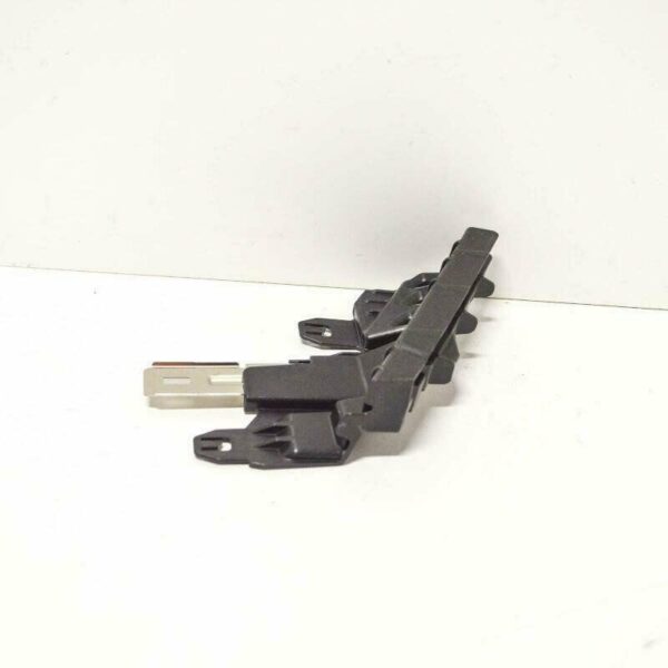 63117428742 - NEW BMW X1 F48 RIGHT HEADLIGHT BRACKET MOUNT 63117428742 ORIGINAL