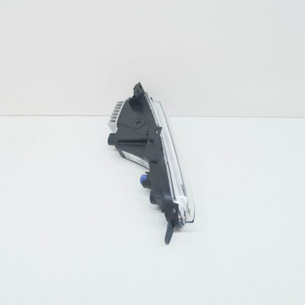 63117471838 - BMW i3 I01 Front Right Turn Indicator 63117471838 7471838 NEW GENUINE