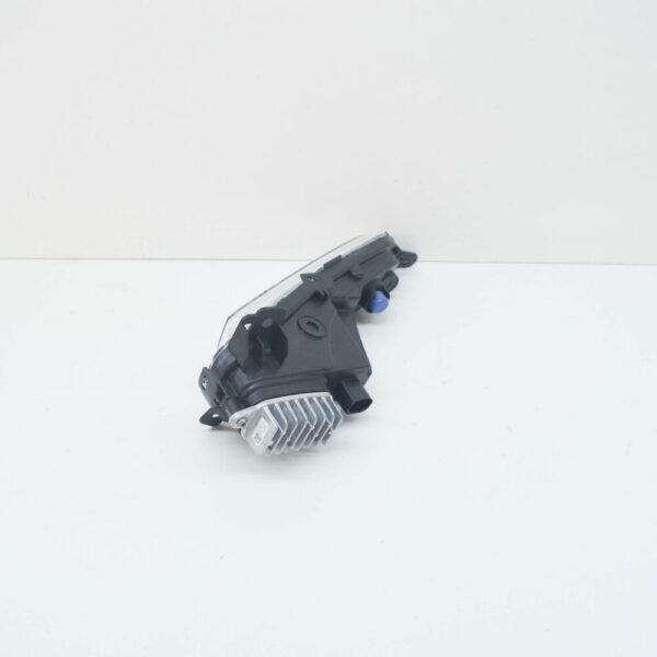 63117471838 - BMW i3 I01 Front Right Turn Indicator 63117471838 7471838 NEW GENUINE