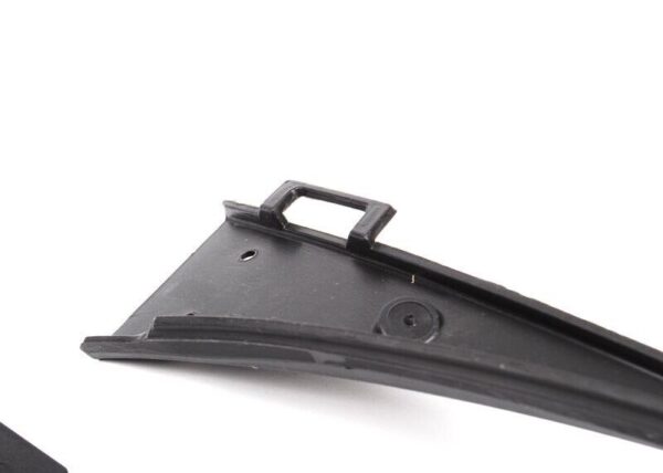 63126916094 - BMW E65 E66 E67 Original Right Headlight Seal 63126916094