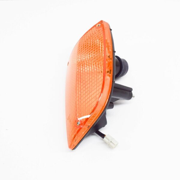 63131360362 - BMW E24 Coupe right corner light 1360362 631360362 NEW