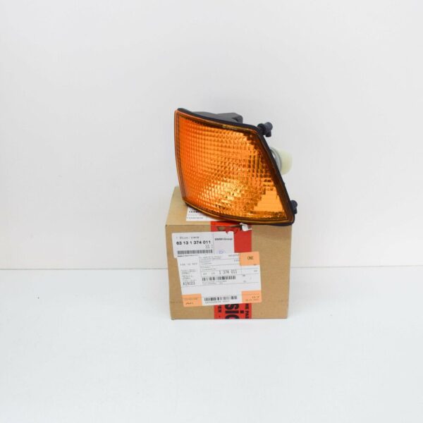 63131374011 - NEW BMW 7 E32 LEFT TURN SIGNAL INDICATOR CORNER 63131374011 ORIGINAL