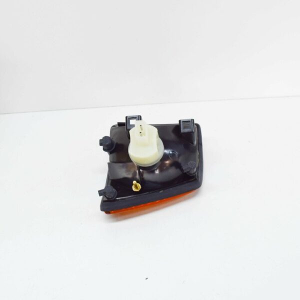 63131374012 - NEW BMW 7 E32 RIGHT TURN CORNER LIGHT 63131374012 1374012 OEM
