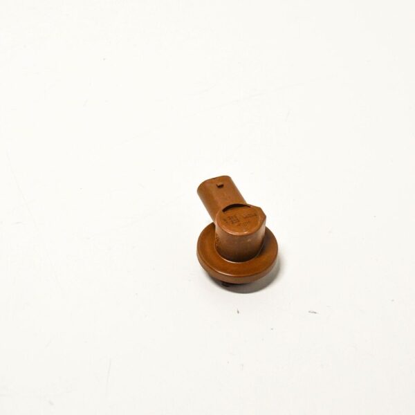 63136914167 - NEW BMW 3 E46 LEFT WHITE TURN INDICATOR BULB SOCKET 63136914167 ORIGINAL