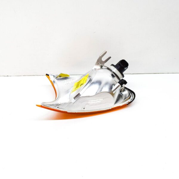 63136919650 - BMW 3 E46 indicator light front right 63136919650 6919650 NEW REAL 2003