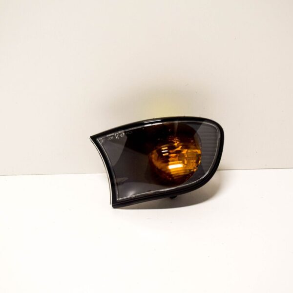 63136924950 - NEW BMW E46 COMPACT RIGHT TURN CORNER LIGHT 6924950 63136924950 ORIGINAL