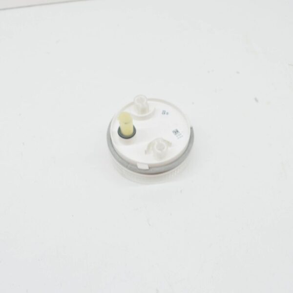 63137165734 - NEW BMW Z4 E86 RIGHT SIDE MARKER LIGHT INDICATOR 63137165734 7165734 ORIGINAL