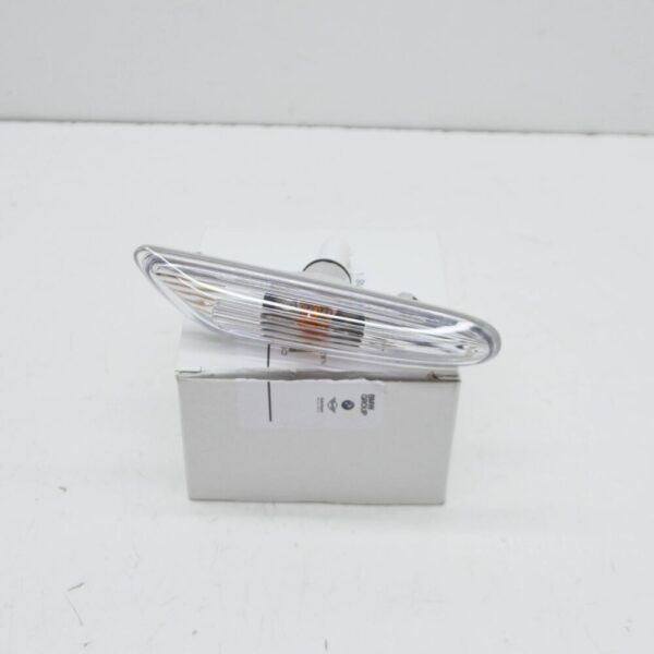 63137165741 - NEW BMW 5 E60 FRONT LEFT WING FENDER TURN INDICATOR 63137165741 7165741 ORIGINAL
