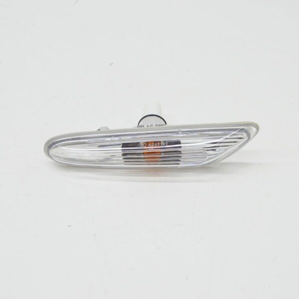 63137165742 - New Genuine BMW 5 Series E60 E61 Right Side Clear Turn Signal Indicator 7165742