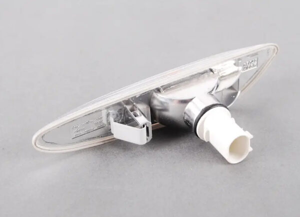 63137165915 - New Genuine BMW 3 Series E46 Left Additional Side Turn Signal Markers 7165915