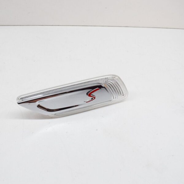 63137358470 - MINI CLUBMAN COOPER S F54 Front Right Indicator 63137358470 NEW