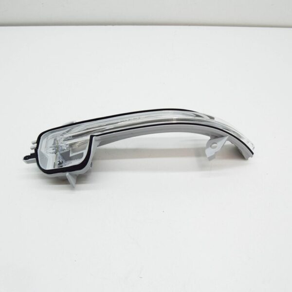 63137377963 - BMW X1 F48 Front Left Door Mirror Turn Indicator 63137377963 NEW GENUINE