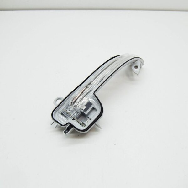 63137377963 - BMW X1 F48 Front Left Door Mirror Turn Indicator 63137377963 NEW GENUINE
