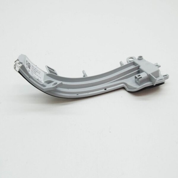 63137377963 - BMW X1 F48 Front Left Door Mirror Turn Indicator 63137377963 NEW GENUINE
