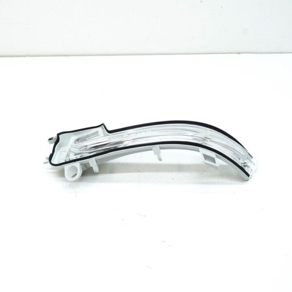 63137377964 - BMW 2 F45 Front Right Wing Mirror Turn Signal 63137377964 2015 New Genuine