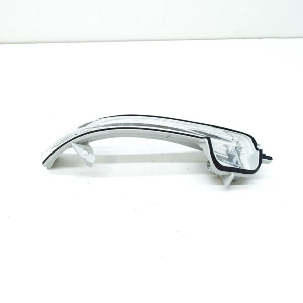 63137377964 - BMW 2 F45 Front Right Wing Mirror Turn Signal 63137377964 2015 New Genuine