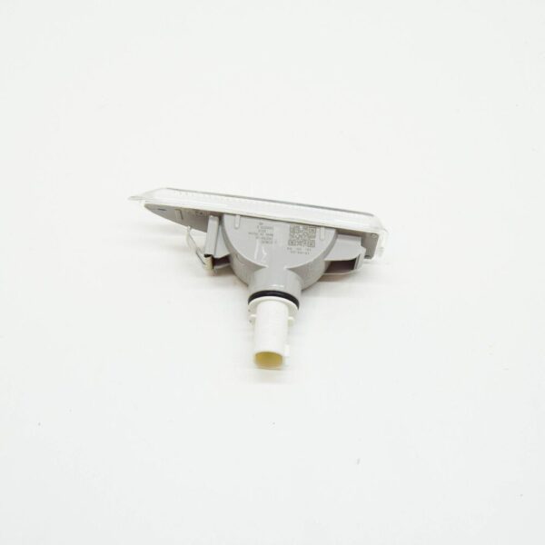 63137406370 - NEW MINI F60 RIGHT ADDITIONAL TURN INDICATOR 7406370 63137406370 ORIGINAL