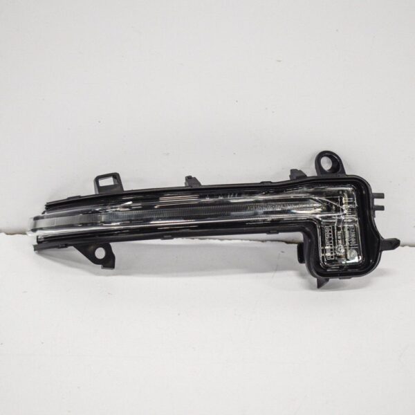 63137461786 - NEW BMW X2 F39 WING MIRROR TURN SIGNAL RIGHT 63137461786 7461786 ORIGINAL