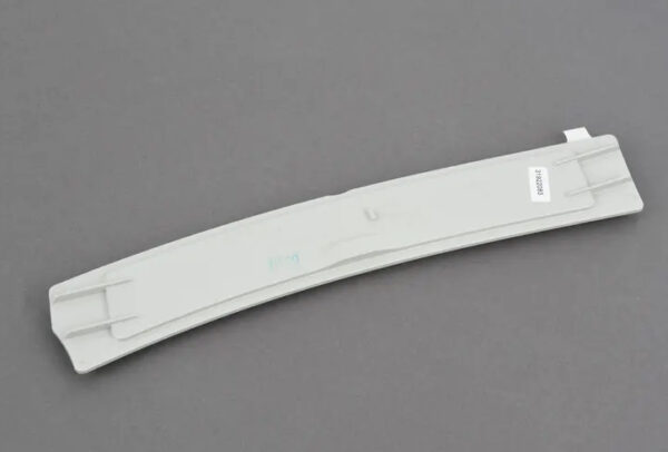 63147199627 - OEM BMW 5 GT F07 FRONT LEFT SIDE MARKER LIGHT REFLECTOR 63147199627 GENUINE