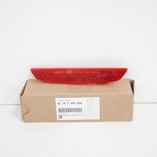 63147850006 - NEW BMW X5 F85 M REAR BUMPER REFLECTOR RIGHT SIDE 63147850006 7850006 ORIGINAL