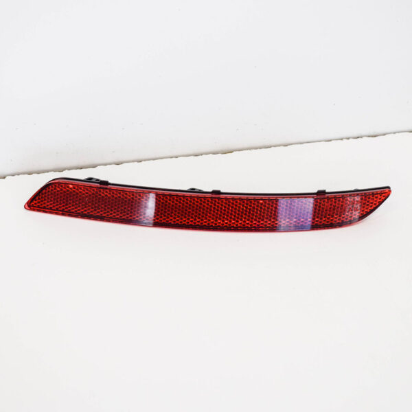 63147850998 - NEW BMW X1 F48 REAR RIGHT BUMPER REFLECTOR 63147850998 ORIGINAL