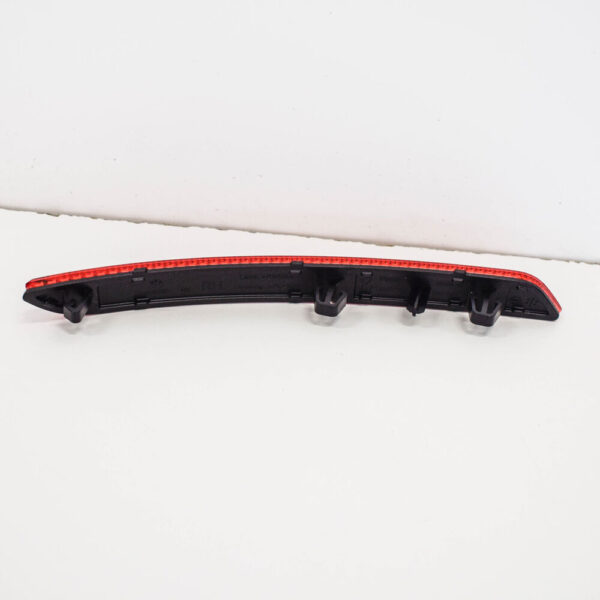 63147850998 - NEW BMW X1 F48 REAR RIGHT BUMPER REFLECTOR 63147850998 ORIGINAL