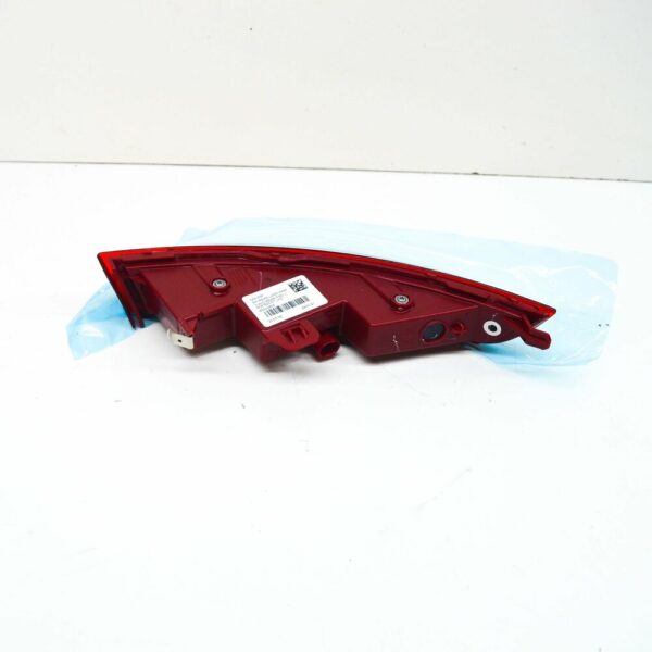 63148091922 - NEW BMW X5 G05 M SPORT REAR RIGHT BUMPER REFLECTOR 63148091922 ORIGINAL