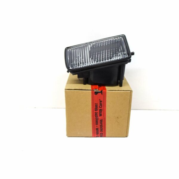63171384234 - NEW OEM BMW 5 E34 FRONT RIGHT FOG LIGHT LAMP LENS 63171384234 GENUINE
