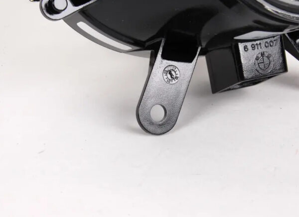 63176911007 - NEW BMW 3 E46 FRONT LEFT FOG LIGHT 63176911007 6911007 ORIGINAL