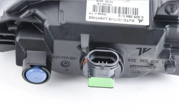 63177164856 - NEW BMW 1 E82 FRONT RIGHT FOG LIGHT 63177164856 7164856 ORIGINAL