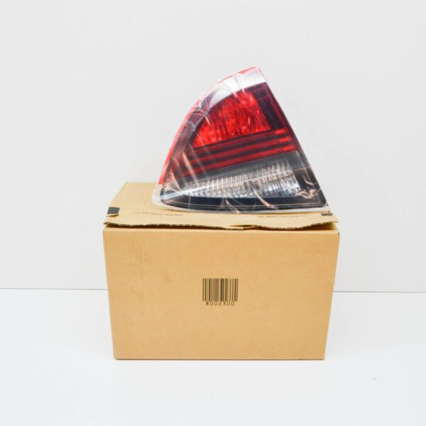 63210411419 - NEW BMW 3 TOURING E91 REAR LEFT INNER TAILLIGHT 0411419 63210411419 ORIGINAL