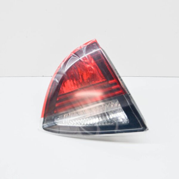 63210411419 - NEW BMW 3 TOURING E91 REAR LEFT INNER TAILLIGHT 0411419 63210411419 ORIGINAL