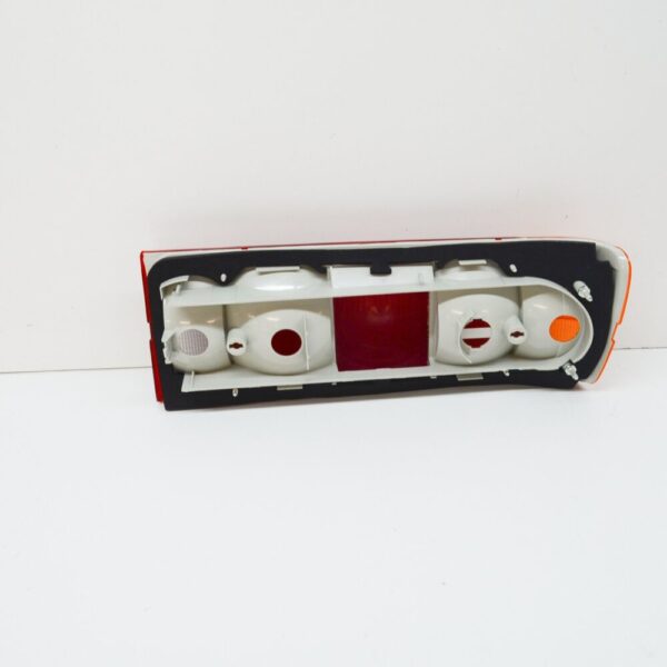 63211370682 - BMW E30 Convertible Coupe Sedan Tail Light Right 1370682 63211370682 NEW