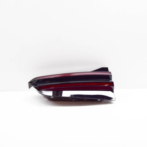 63215A11EC1 - BMW X5 G05 Tailgate Tail Light Left 63215A11EC1 NEW GENUINE