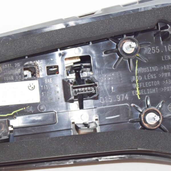 63215A11EC1 - BMW X5 G05 Tailgate Tail Light Left 63215A11EC1 NEW GENUINE