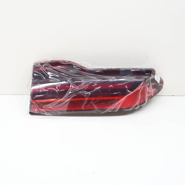 63215A164A1 - BMW X7 G07 Rear Left Trunk Lid LED Taillight 63215A164A1 NEW GENUINE
