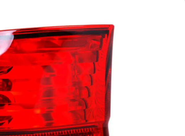 63216900215 - NEW BMW 5 E39 REAR LEFT TAILLIGHT 6900215 63216900215 02-02 ORIGINAL